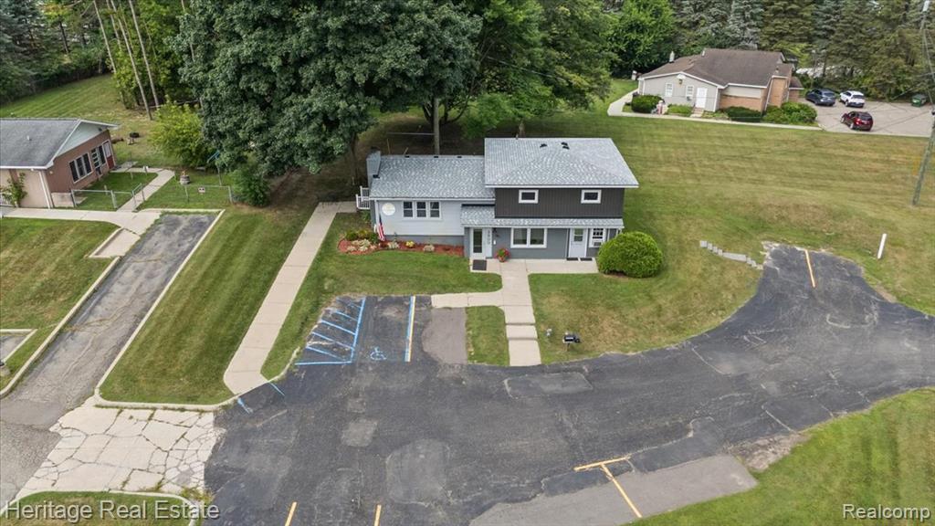 2800 S Lapeer Road Property Photo 14