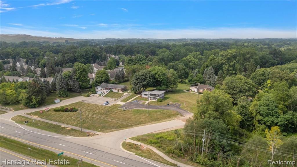 2800 S Lapeer Road Property Photo 17