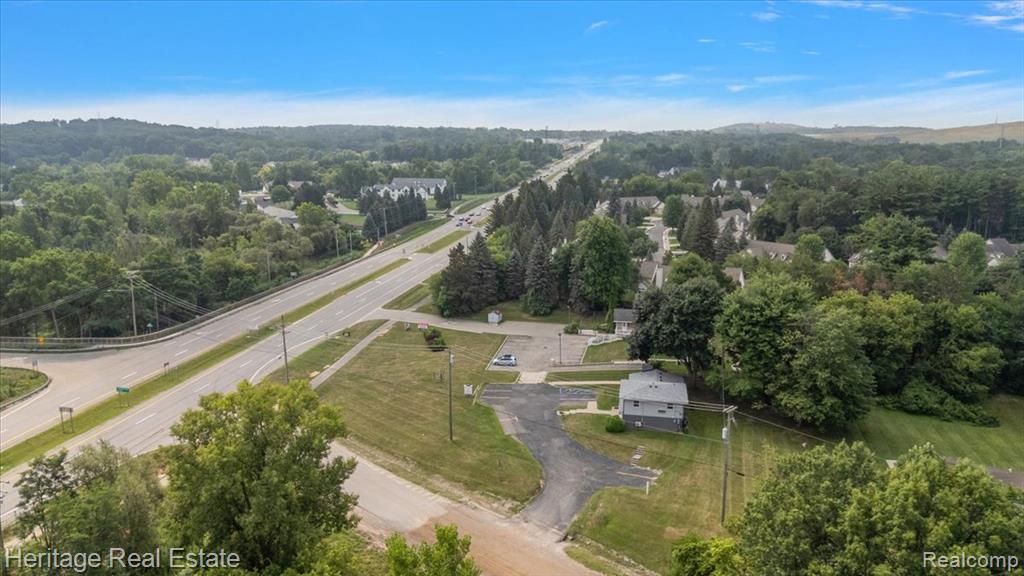 2800 S Lapeer Road Property Photo 18