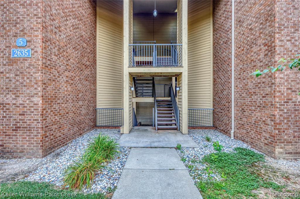 2635 Greenstone Boulevard Property Photo 7