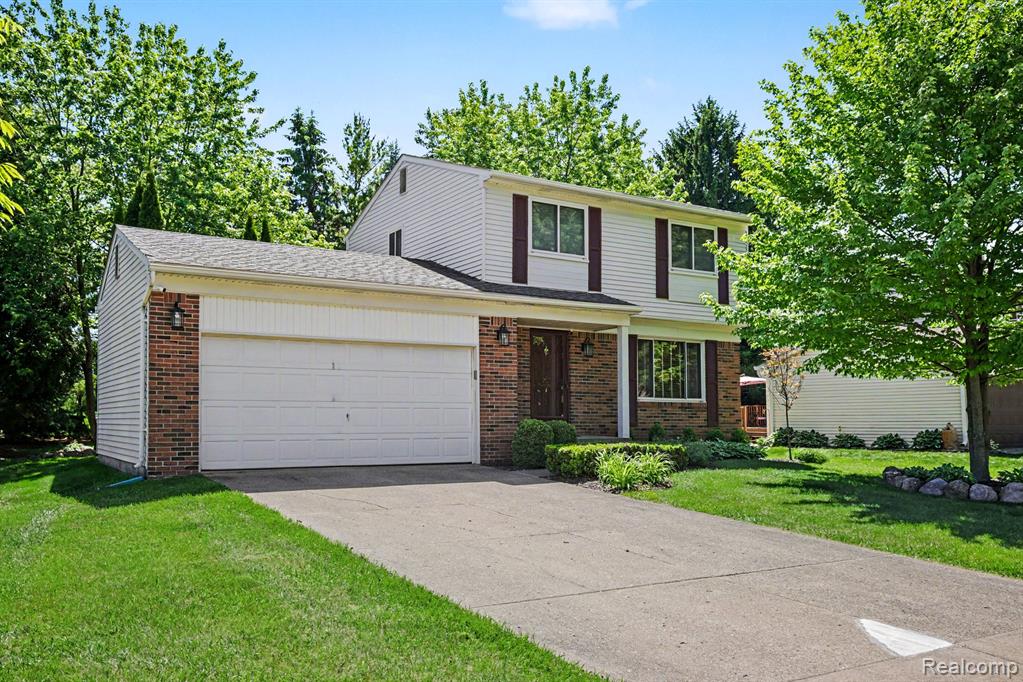 1683 Dancer Drive Property Photo 2