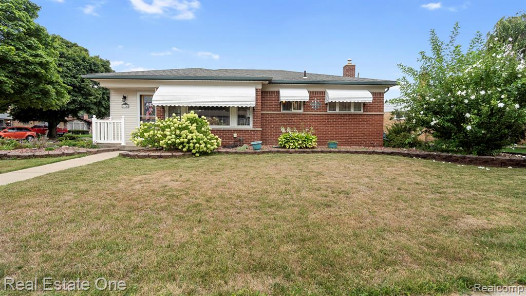 24748 Munson Street Property Photo 1