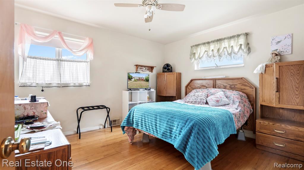 24748 Munson Street Property Photo 13