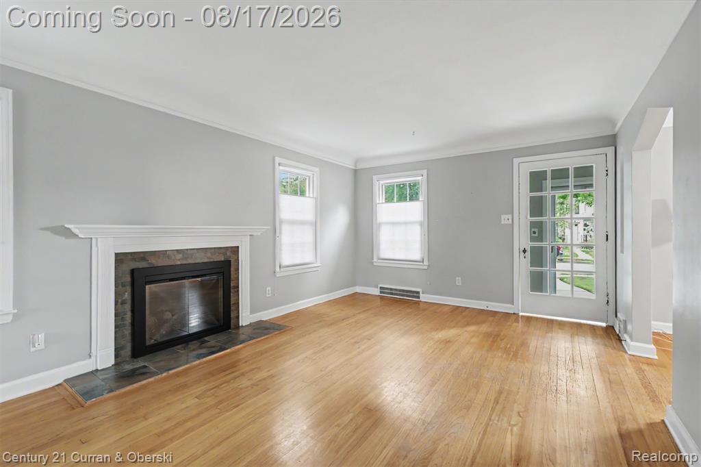 23010 Murray Street Property Photo 6