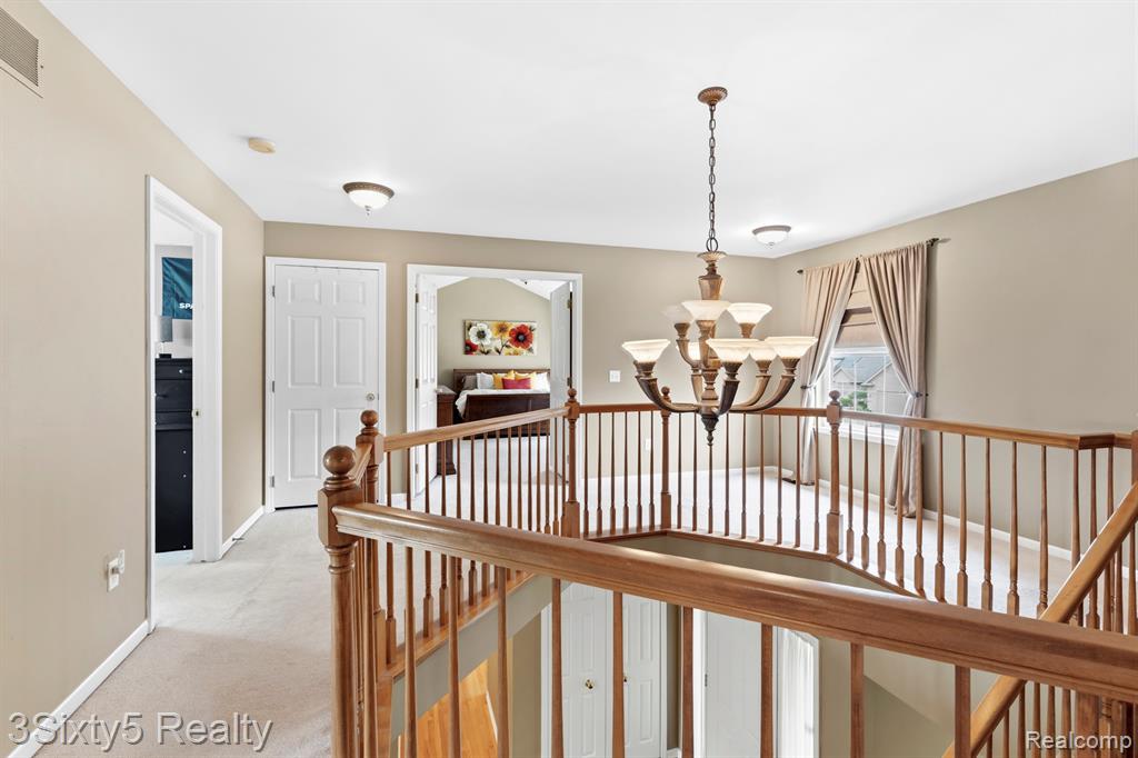 23157 Wagonwheel Drive Property Photo 14