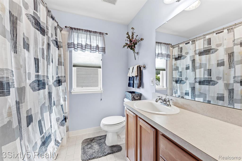 23157 Wagonwheel Drive Property Photo 19
