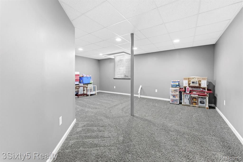 23157 Wagonwheel Drive Property Photo 29