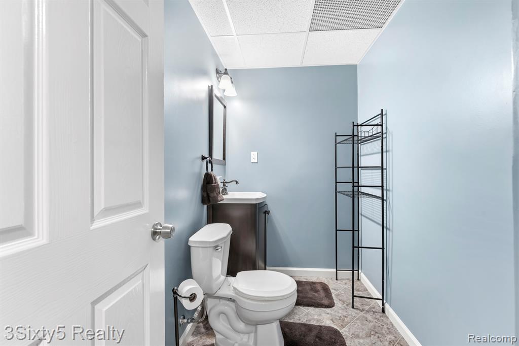 23157 Wagonwheel Drive Property Photo 30