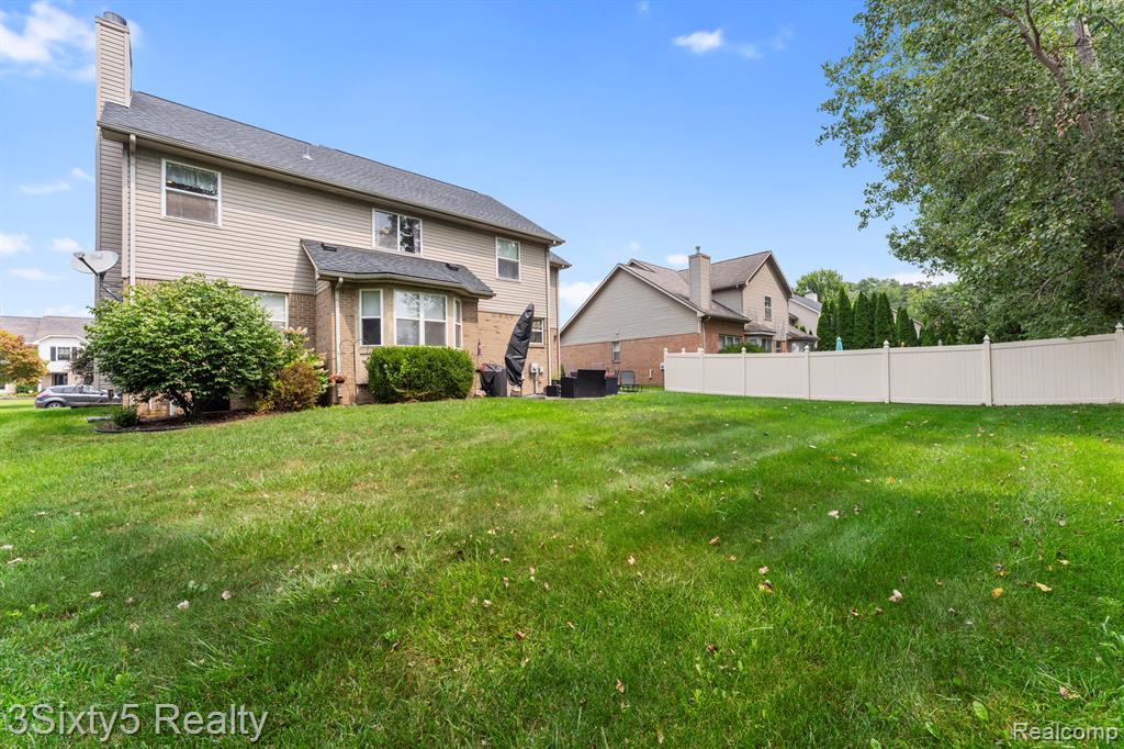 23157 Wagonwheel Drive Property Photo 33