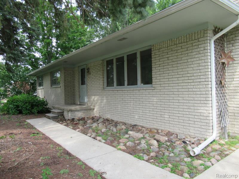 50300 North Avenue Property Photo 4