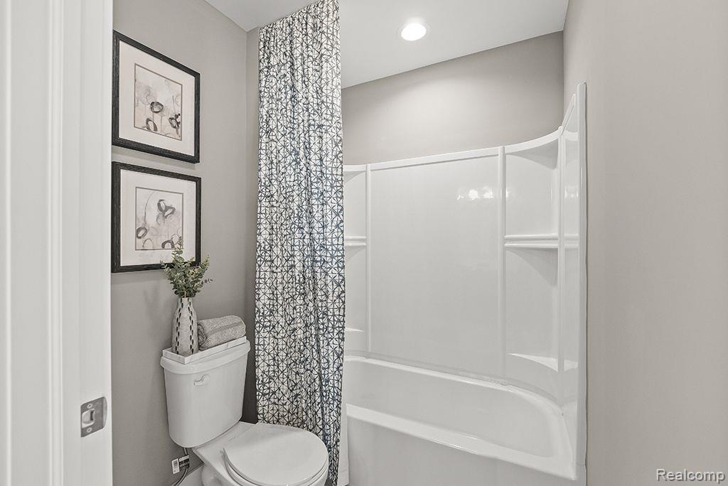 14302 Edenshire Drive Property Photo 15