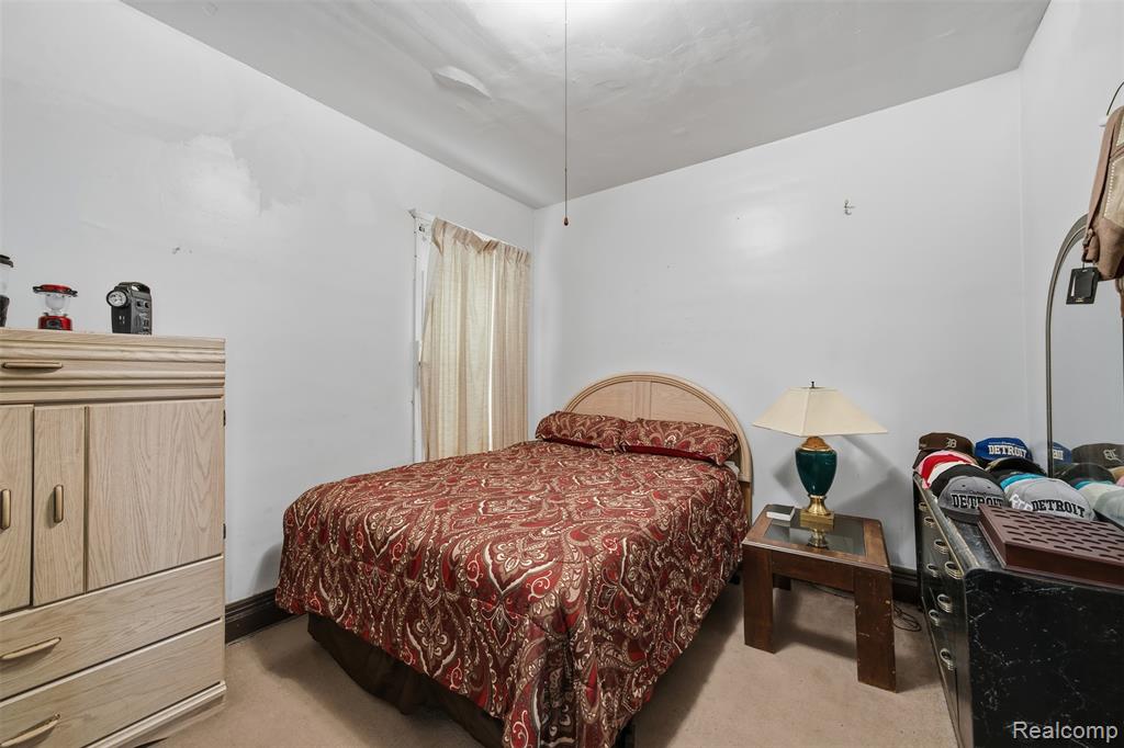 1718 Canton Street Property Photo 12