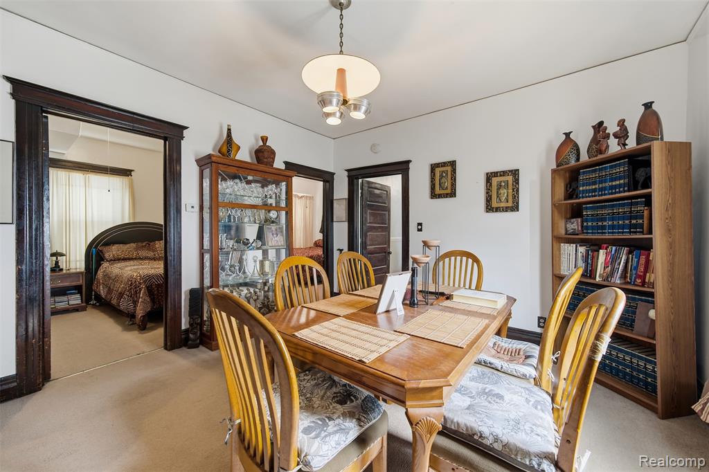 1718 Canton Street Property Photo 22