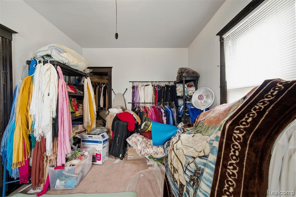 1718 Canton Street Property Photo 32