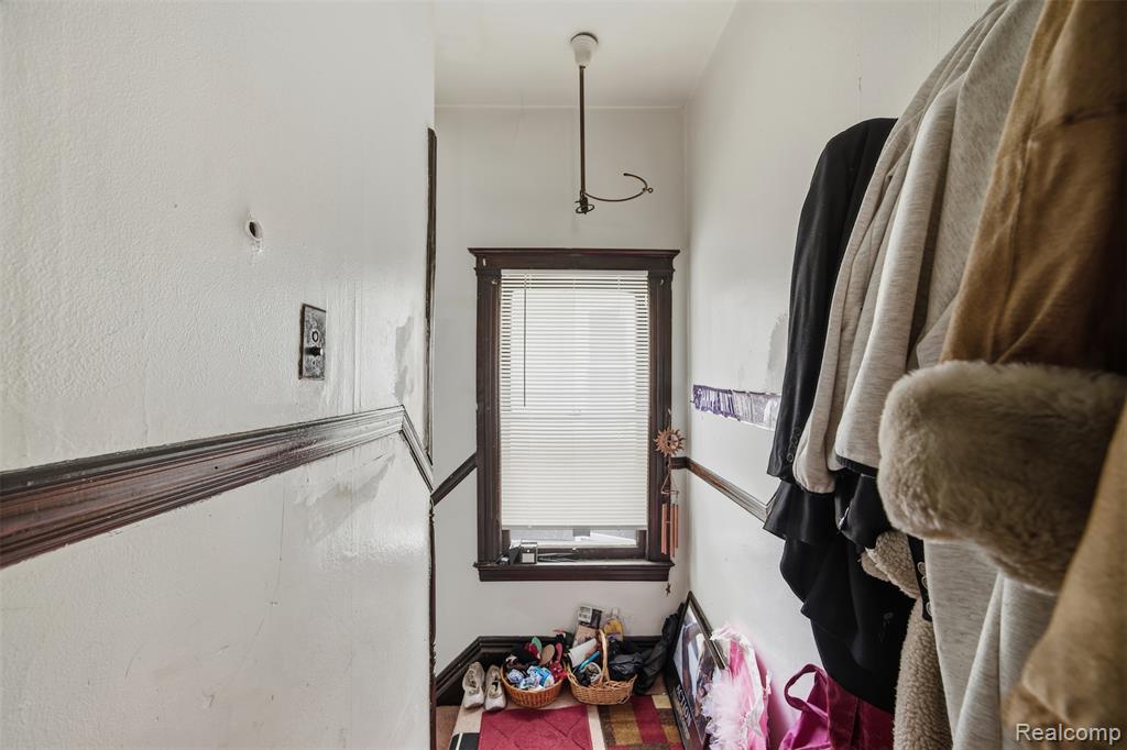 1718 Canton Street Property Photo 36