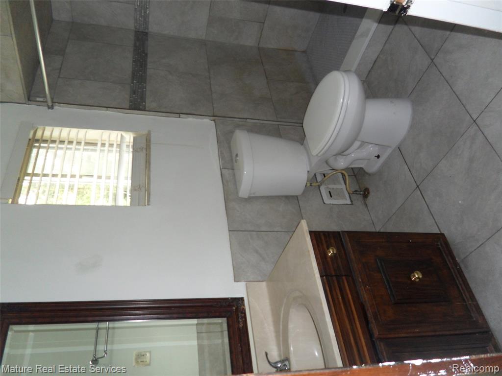 18570 Bungalow Drive Property Photo 27
