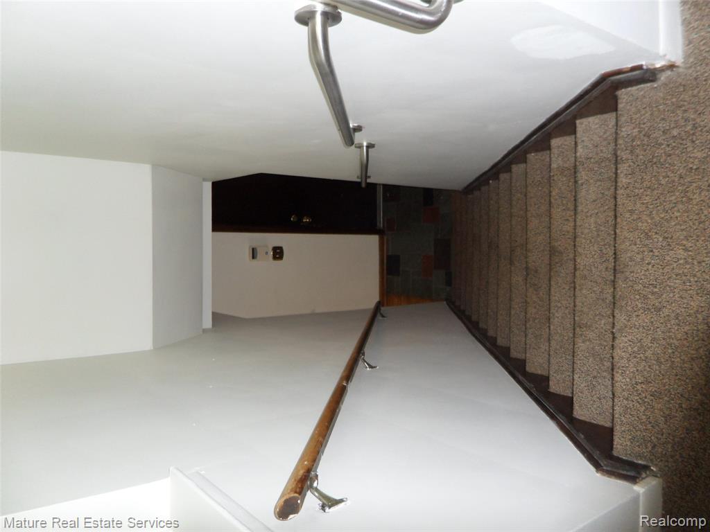 18570 Bungalow Drive Property Photo 28