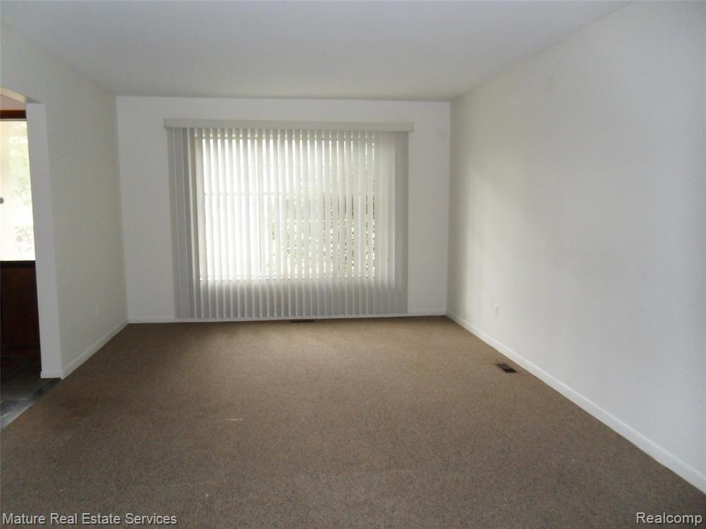 18570 Bungalow Drive Property Photo 31