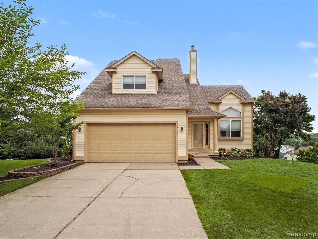 1316 Pin Oak Bluff Property Photo 1