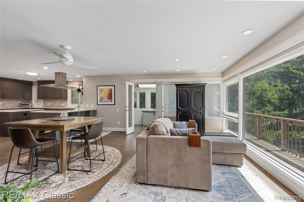 6600 Valley Spring Road Property Photo 15