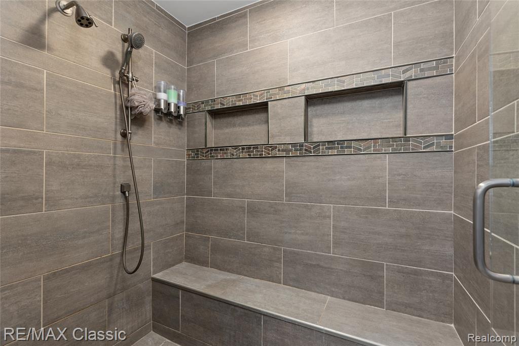6600 Valley Spring Road Property Photo 21