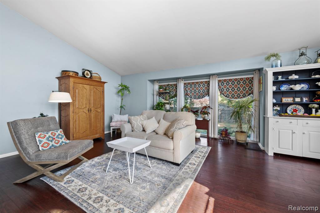 9194 Oakview Drive Property Photo 26