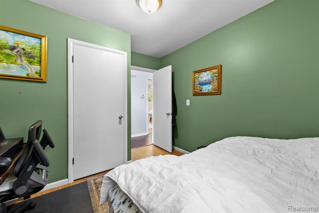 9194 Oakview Drive Property Photo 32