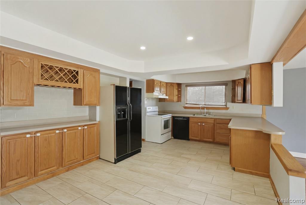 3125 Hedge Drive Property Photo 11