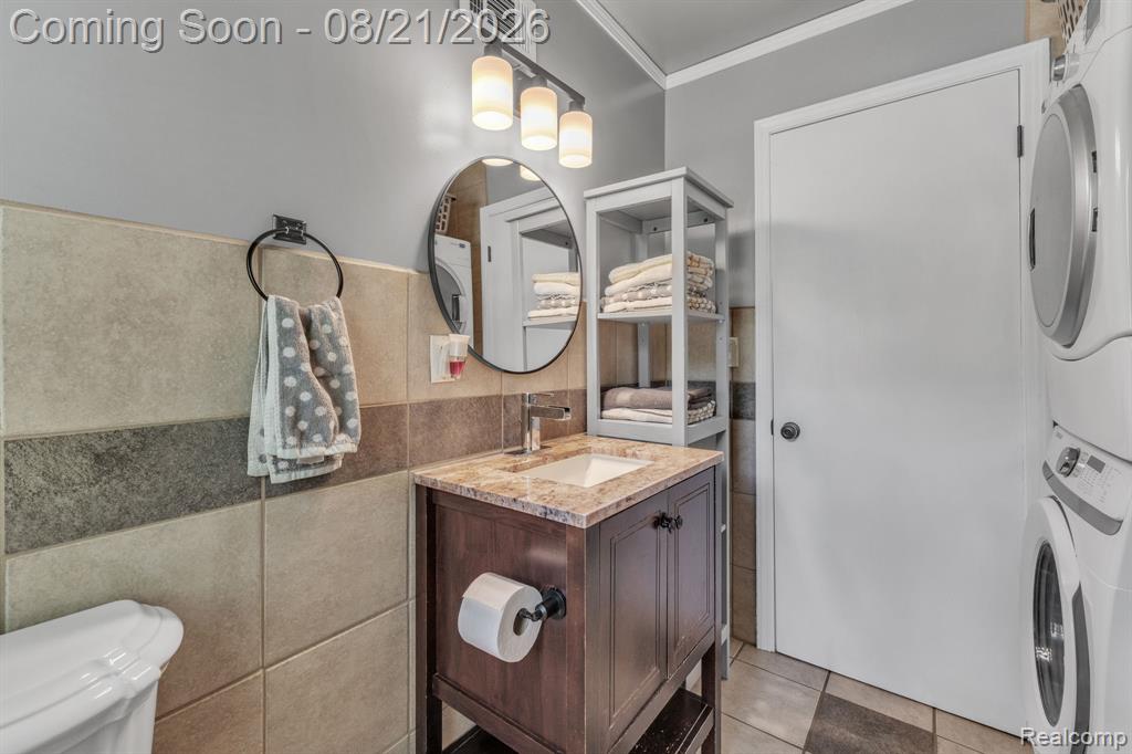 14845 Merriman Road Property Photo 21