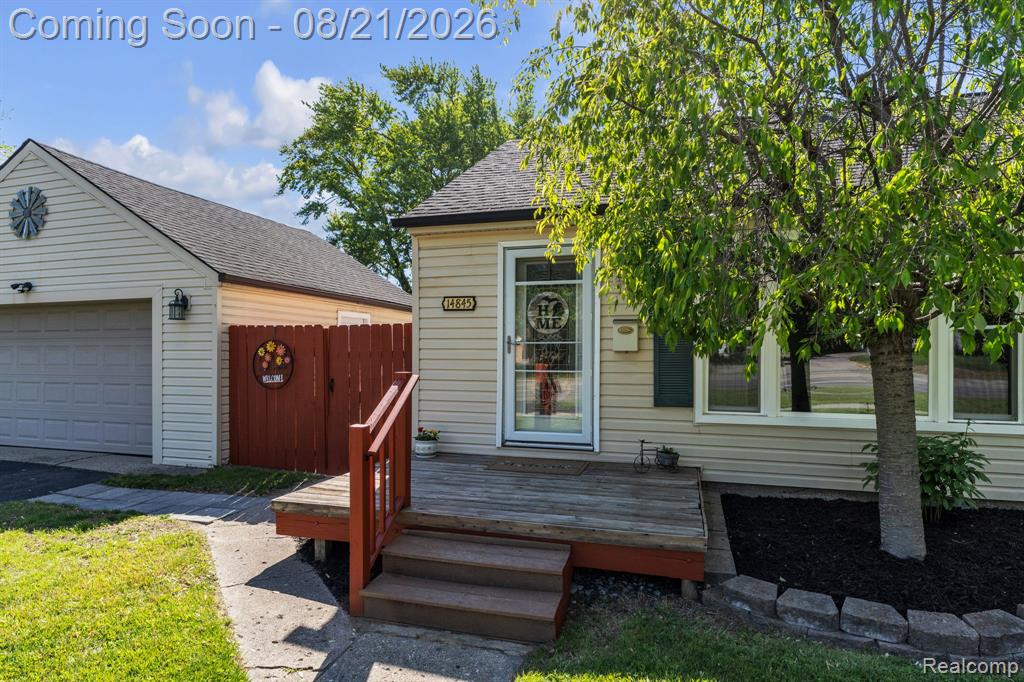 14845 Merriman Road Property Photo 43