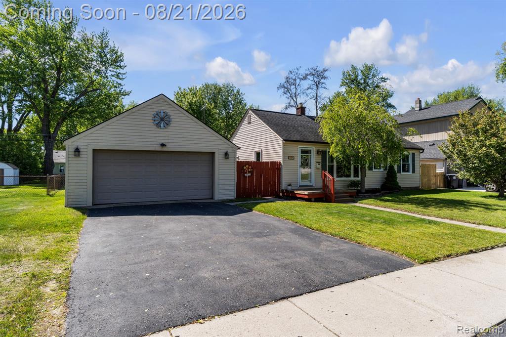 14845 Merriman Road Property Photo 44