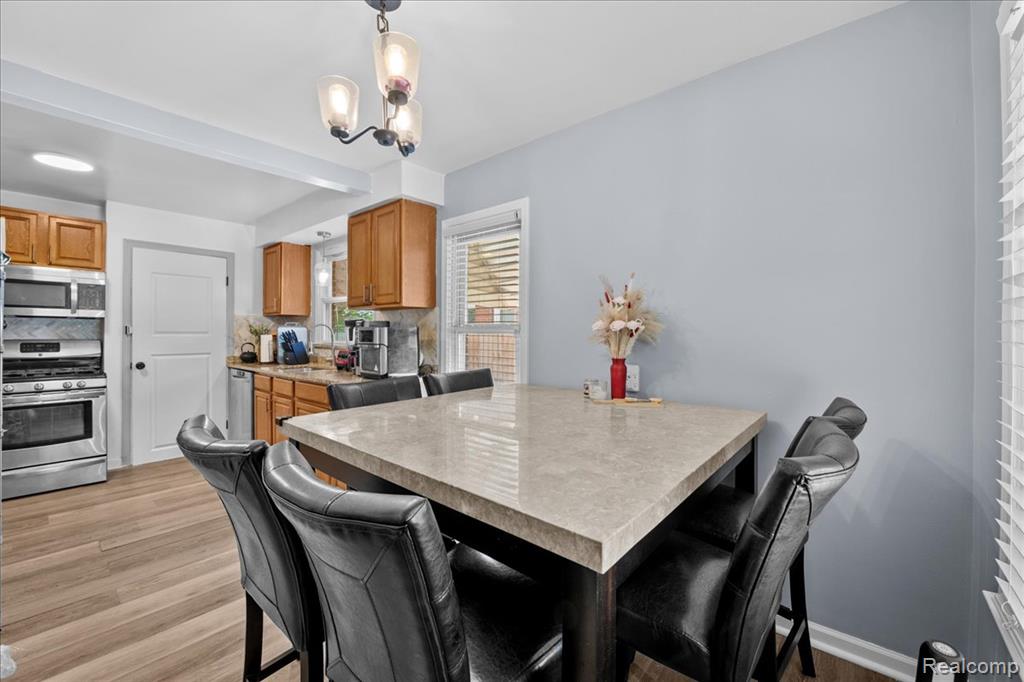 21365 Newcastle Road Property Photo 13
