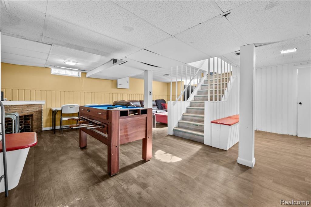 21365 Newcastle Road Property Photo 24