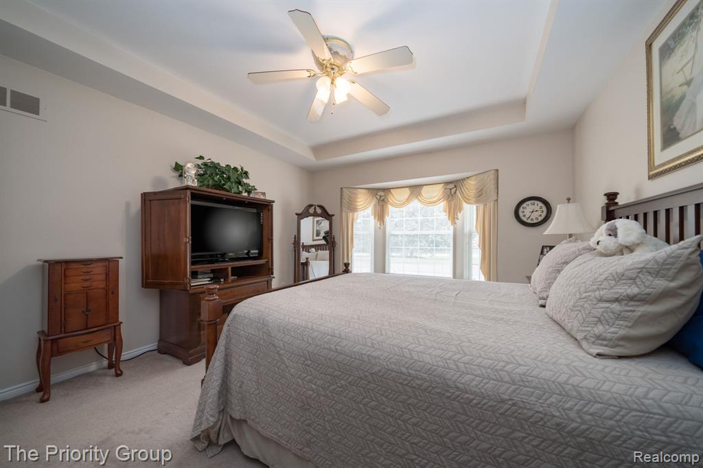 1761 Twin Lakes Boulevard Property Photo 26