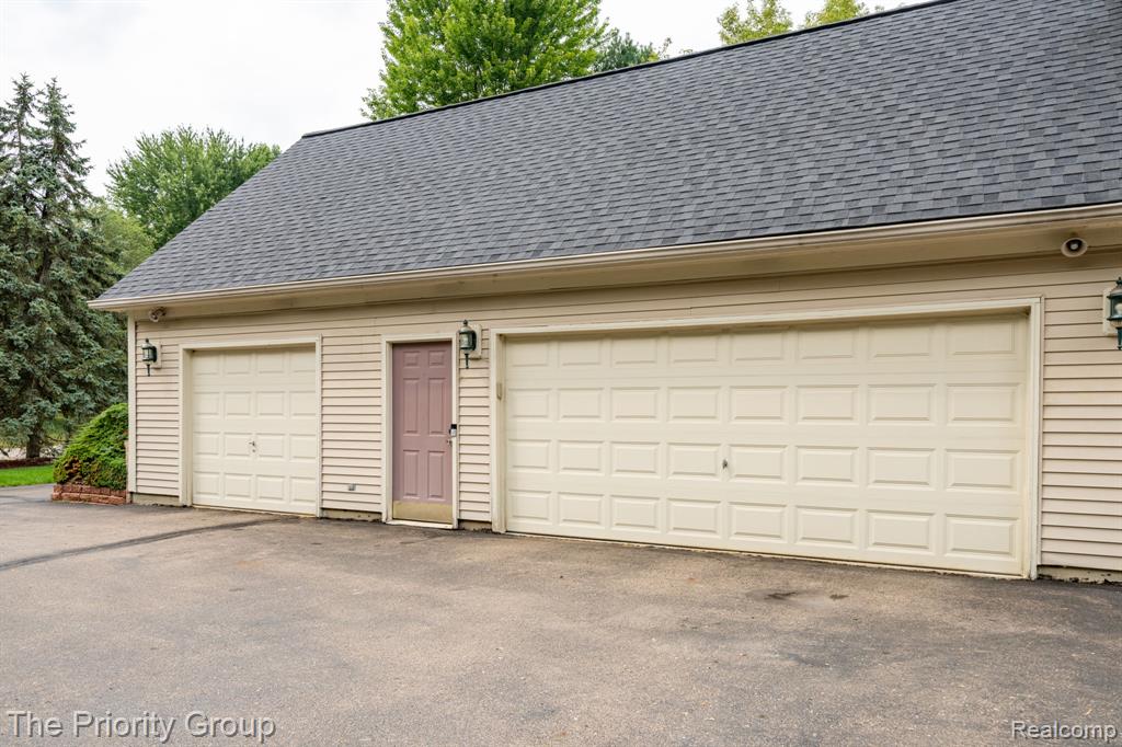 1761 Twin Lakes Boulevard Property Photo 35