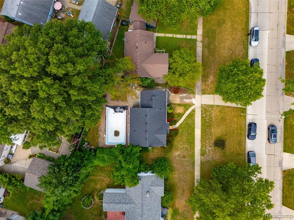 2229 E 8 Mile Road Property Photo 29