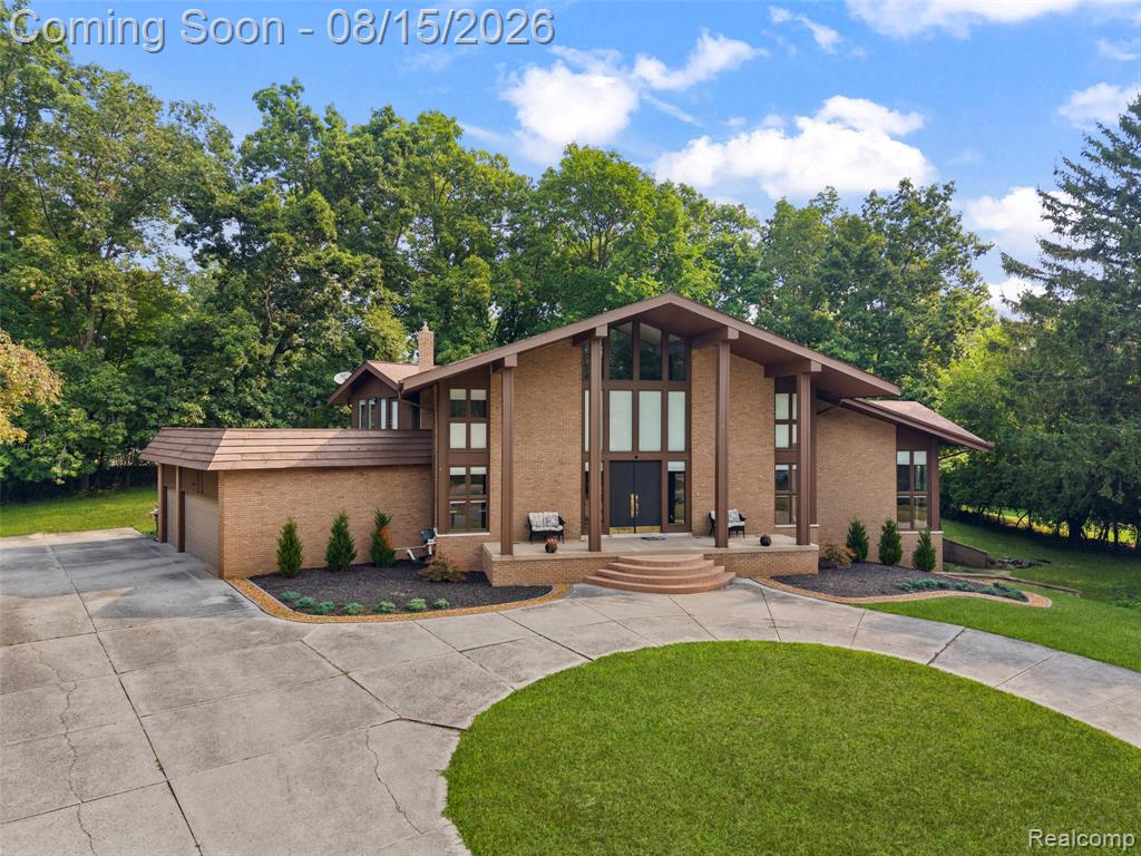 4994 Lake Bluff Road Road Property Photo 2