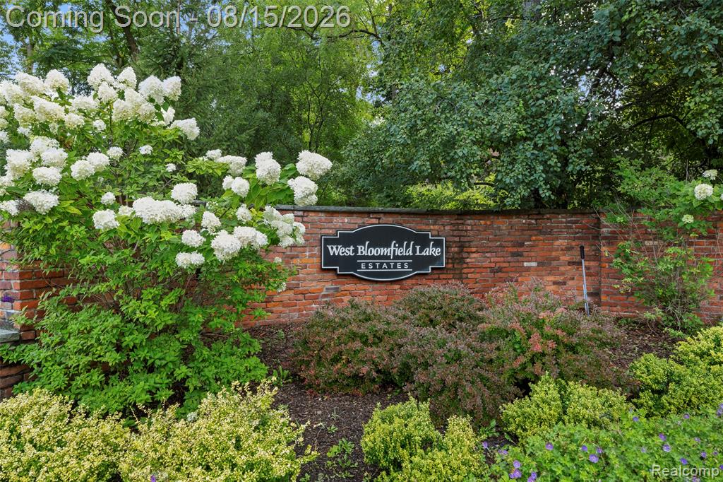 4994 Lake Bluff Road Road Property Photo 7