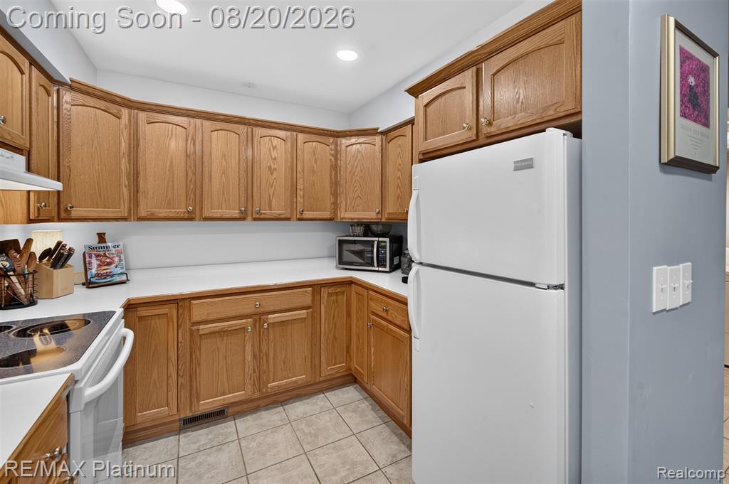 2456 Chilson Road Property Photo 9