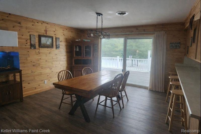 22545 Pleasant Valley Road Property Photo 8