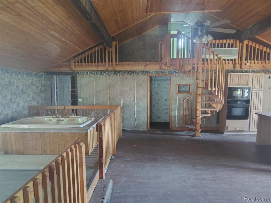 9436 E Bennington Road Property Photo 27