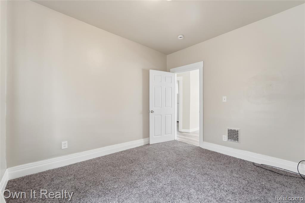 14761 Stephens Drive Property Photo 16