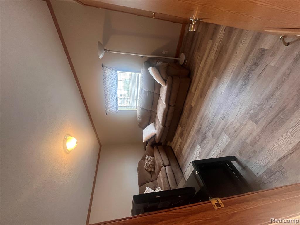 8304 Hidden Hollow Property Photo 8