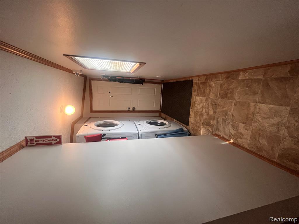 8304 Hidden Hollow Property Photo 13