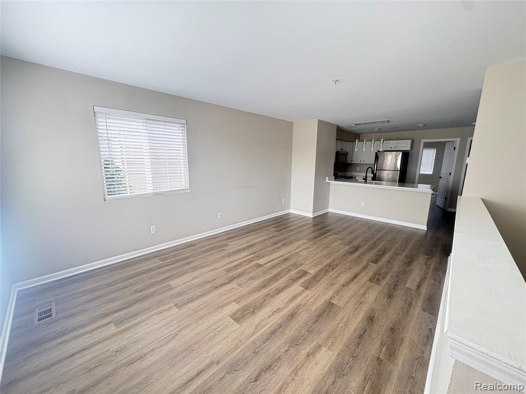 1123 Beaver Run Property Photo 2