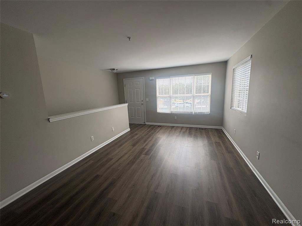 1123 Beaver Run Property Photo 3
