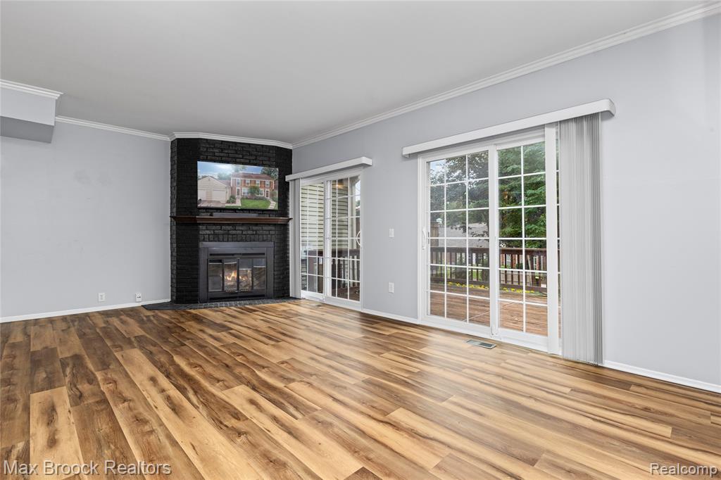 1157 Pine Ridge Court Property Photo 12