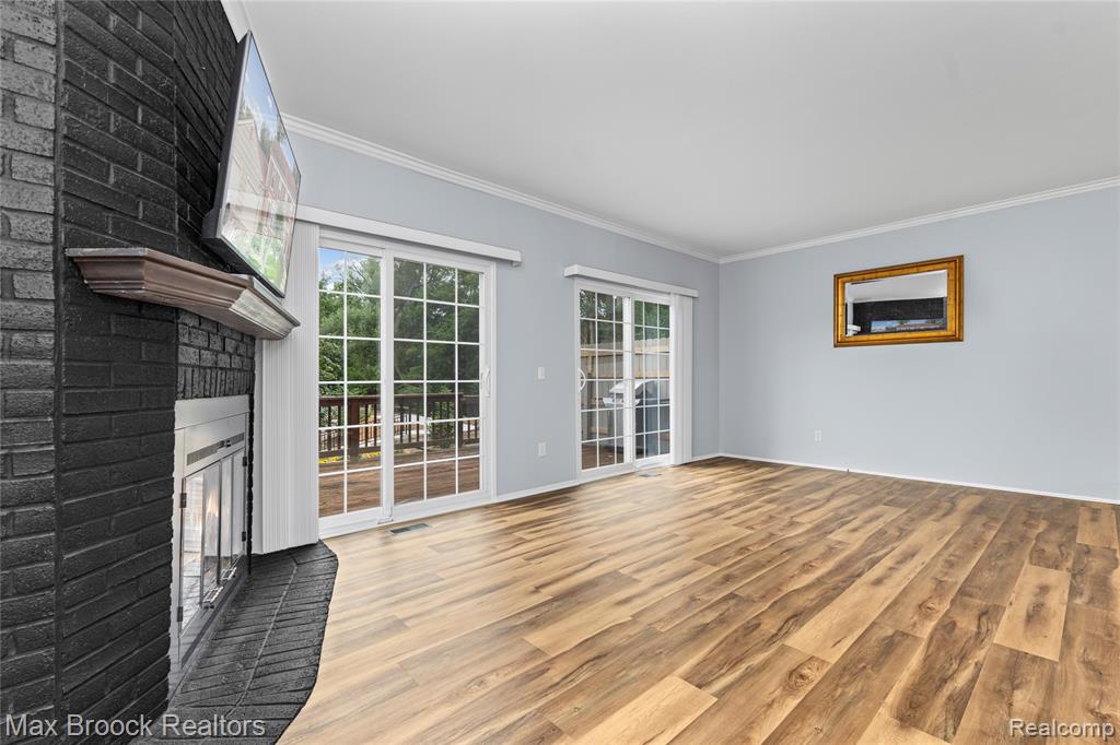 1157 Pine Ridge Court Property Photo 15