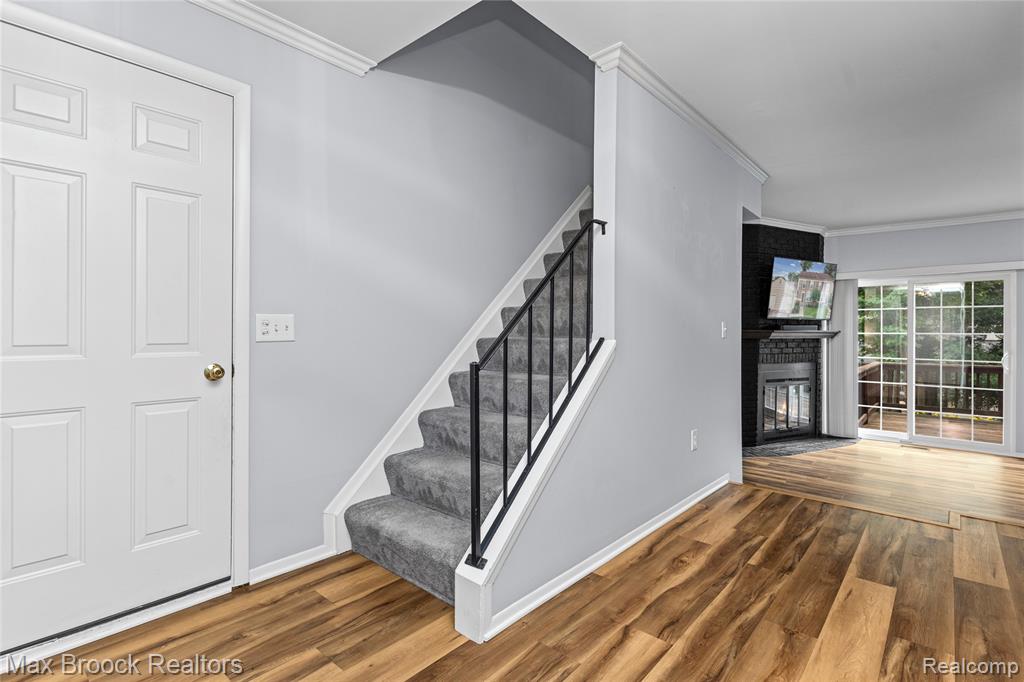 1157 Pine Ridge Court Property Photo 20
