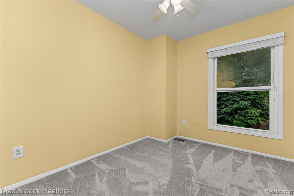1157 Pine Ridge Court Property Photo 22
